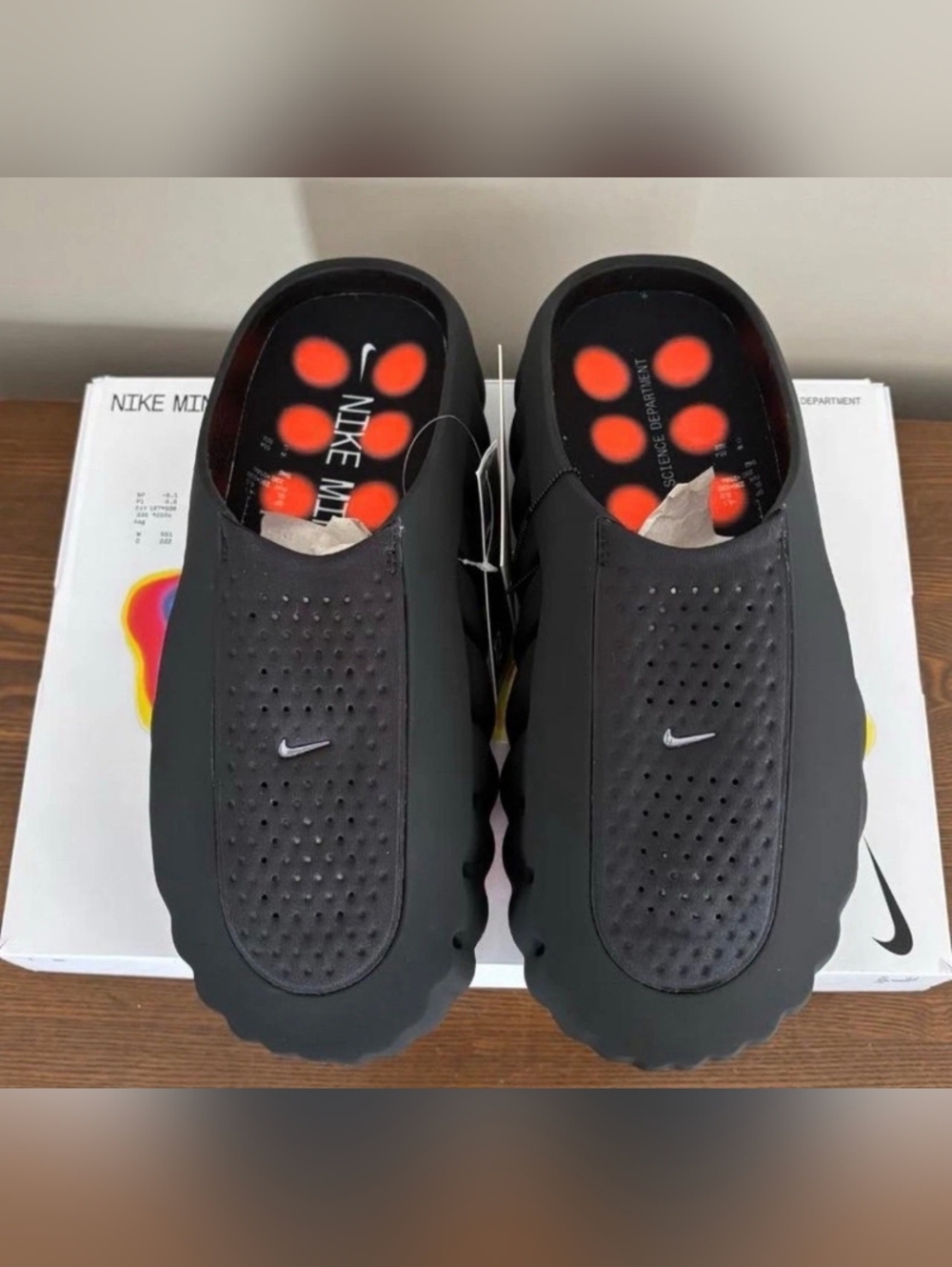 ***RUNS SMALL*** Men's Size 11 Nike Mind 001 Black Chrome Hyper Crimson Slides - Picture 3 of 6